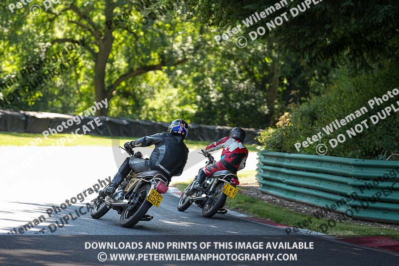 cadwell park;cadwell park photographs;cadwell trackday photographs;enduro digital images;event digital images;eventdigitalimages;peter wileman photography;racing digital images;trackday digital images;trackday photos